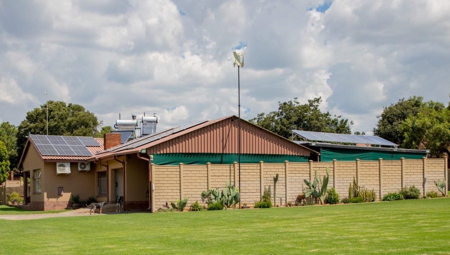 4 Bedroom Property for Sale in Deneysville Free State